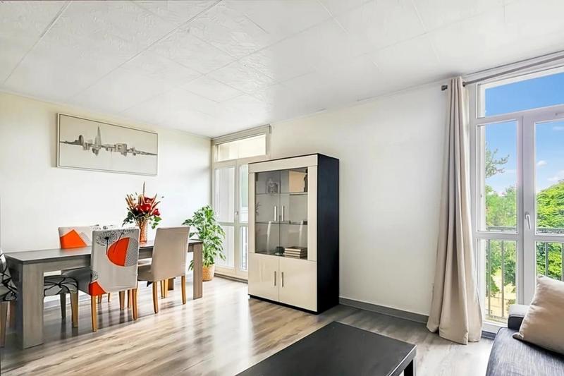 Appartement - 86 m² - 5 pièces