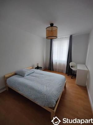 Chambre - 12 m² - 1 pièce