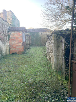 Maison - 90 m² - 1 pièce