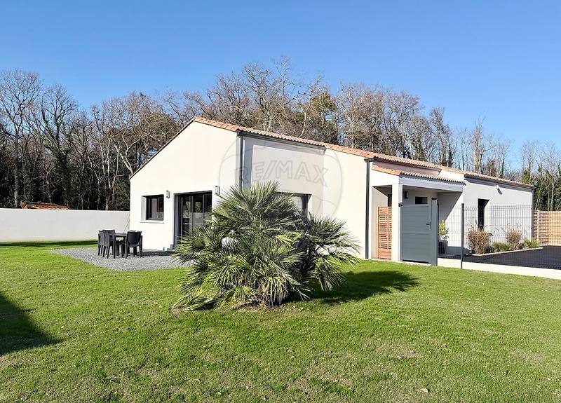 Maison - 130 m² - 4 pièces