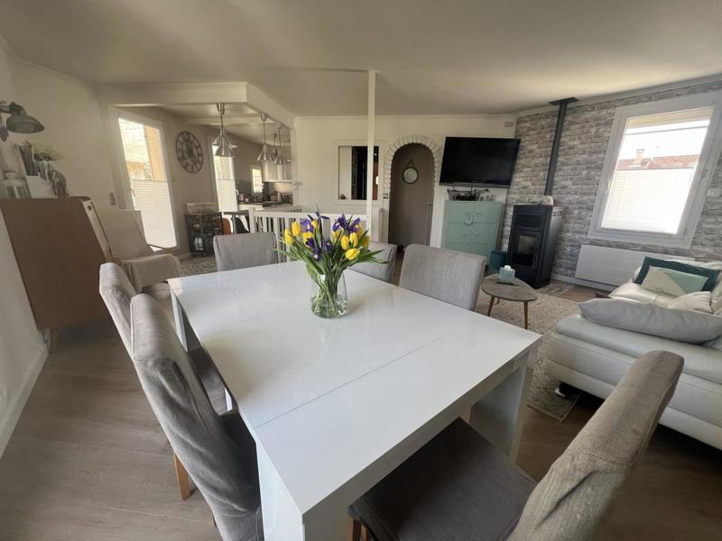 Maison - 91 m² - 7 pièces