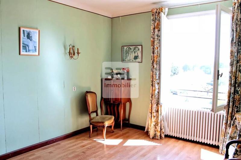 Villa - 228 m² - 10 pièces