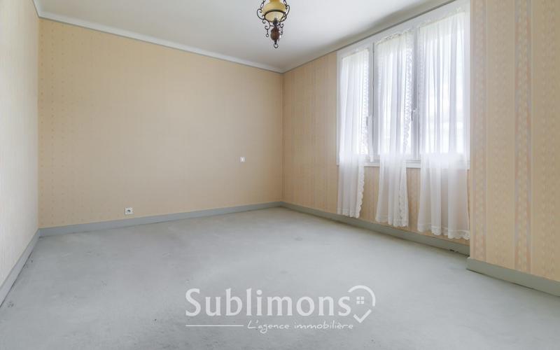 Maison - 95 m² - 4 pièces