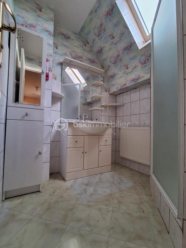 Maison jumelée - 113 m² - 5 pièces