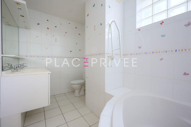 Appartement - 114 m² - 4 pièces