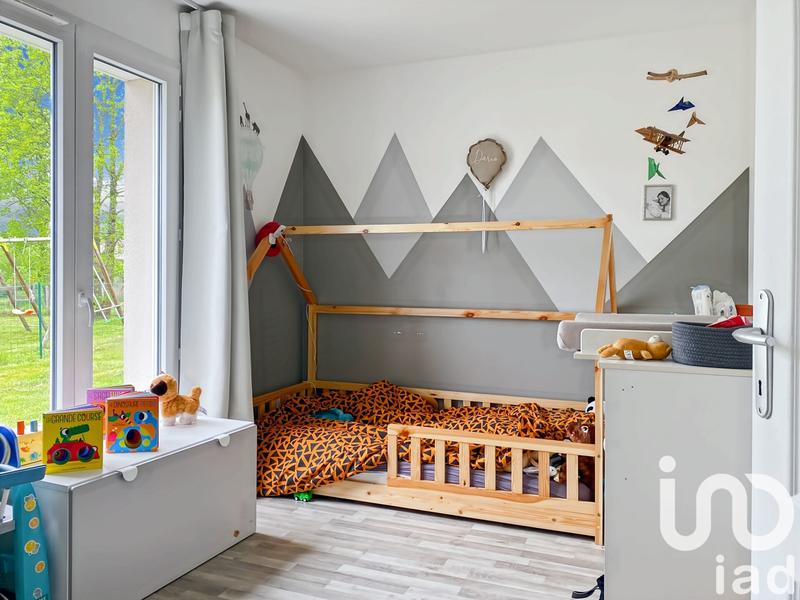 Maison - 102 m² - 4 pièces