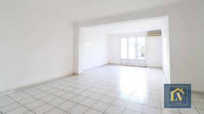 Maison - 91 m² - 4 pièces