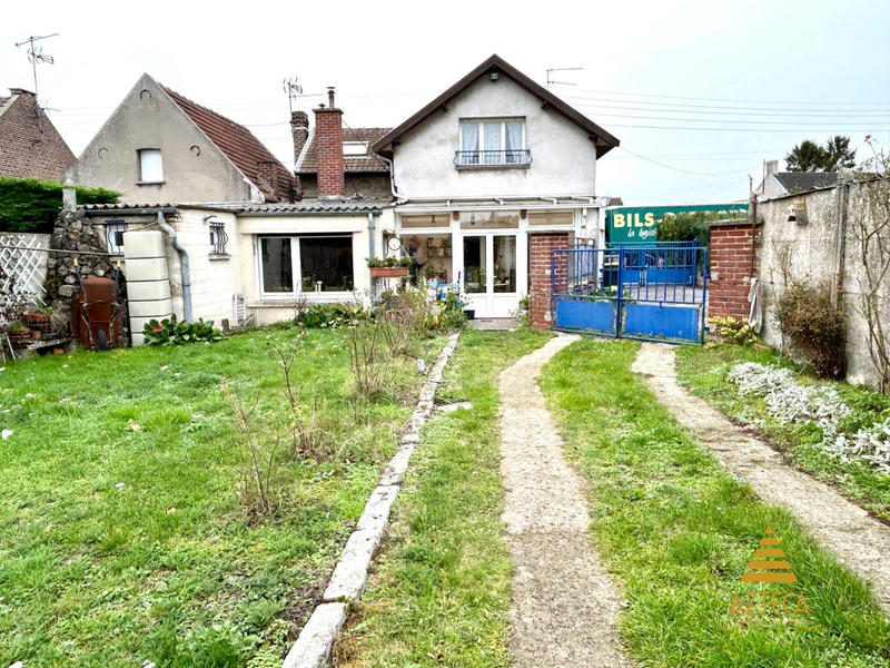 Maison - 136 m² - 6 pièces