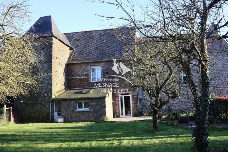 Maison - 210 m² - 8 pièces