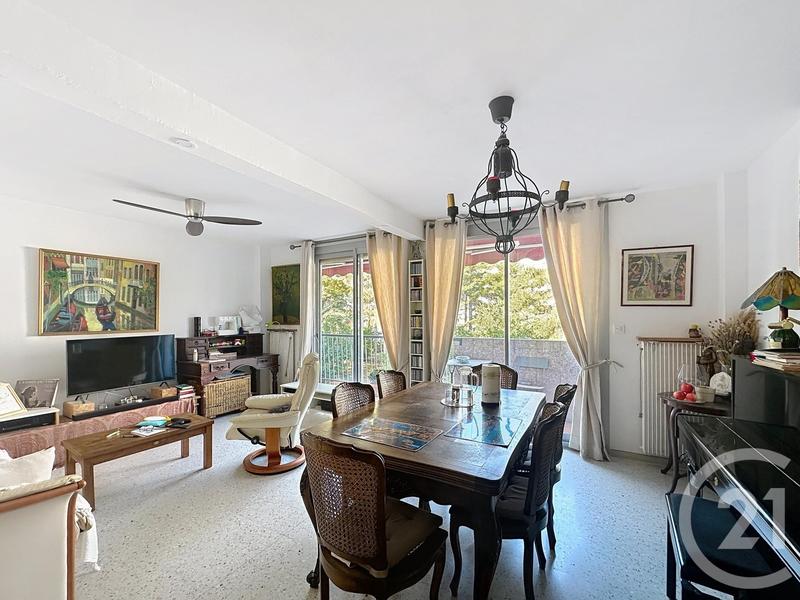 Appartement - 83 m² - 4 pièces