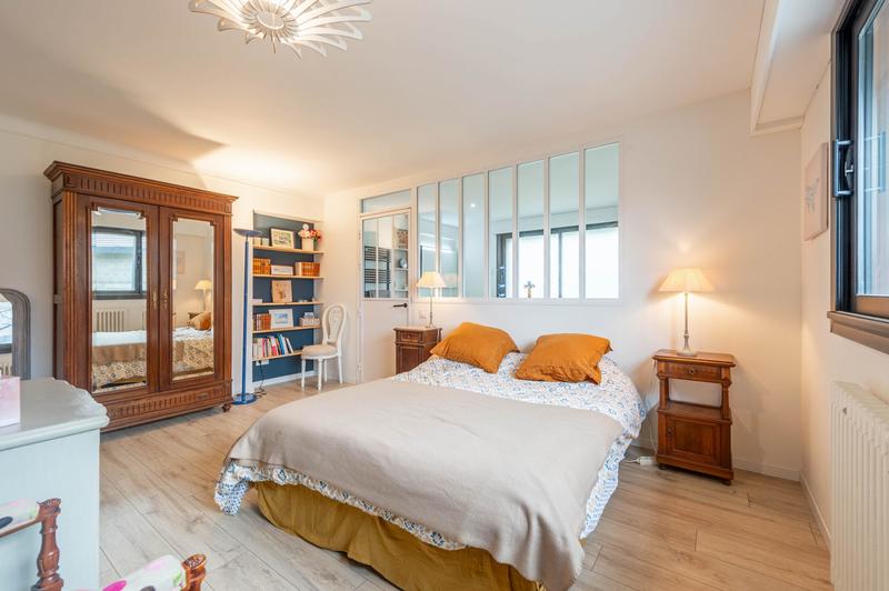 Appartement - 95 m² - 3 pièces