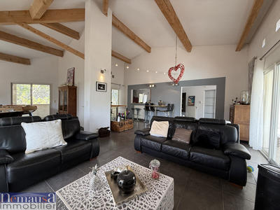 Villa - 183 m² - 6 pièces