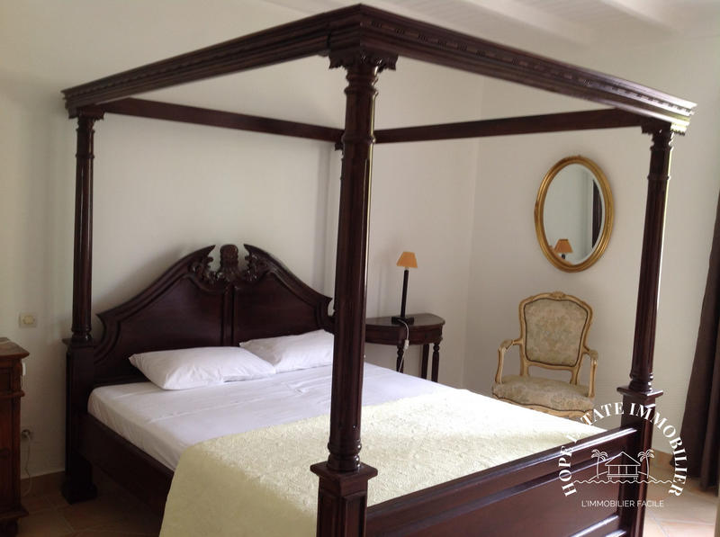 Villa - 465 m² - 10 pièces