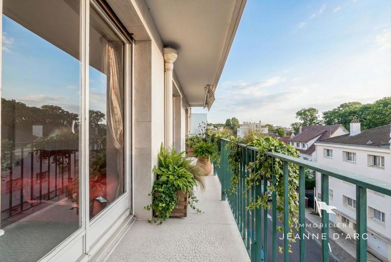 Appartement - 121 m² - 4 pièces