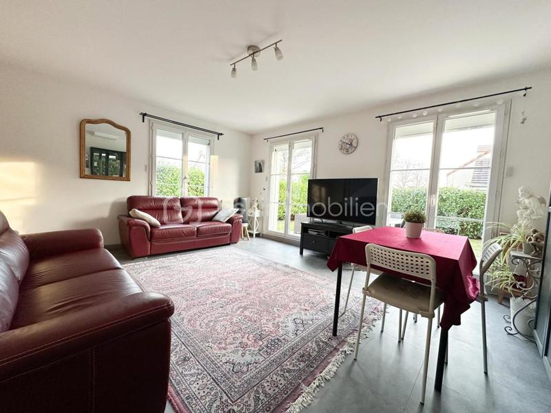 Maison - 92 m² - 5 pièces