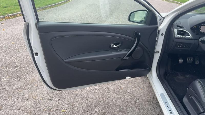 Renault Mégane Coupé III 1.6 dCi 130 Ultimate