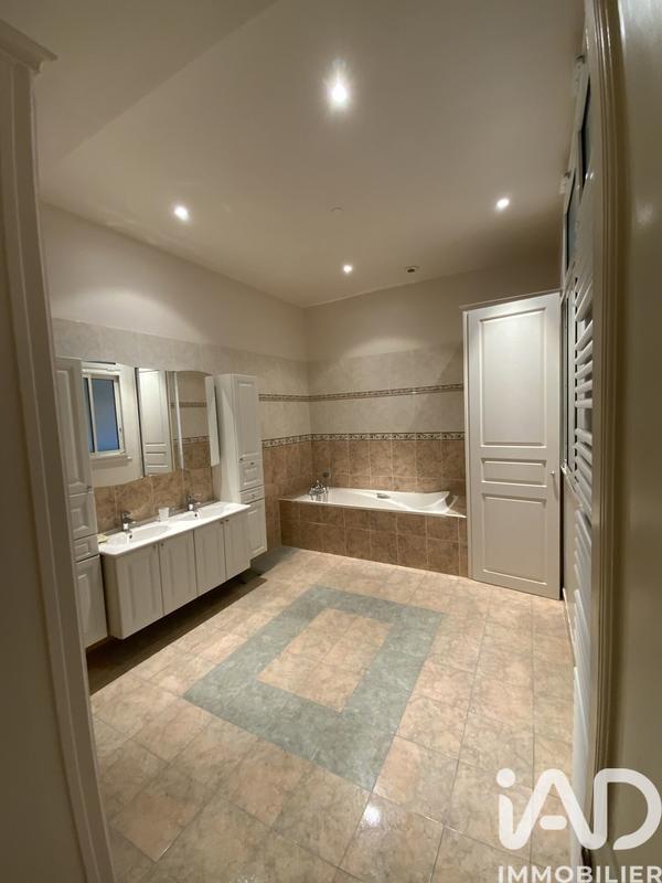 Appartement - 155 m² - 5 pièces