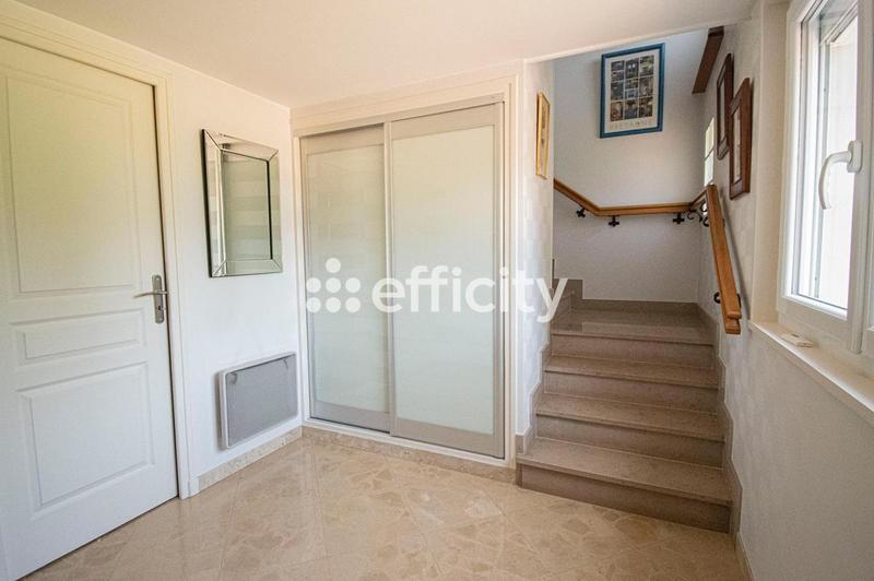 Maison - 171 m² - 8 pièces