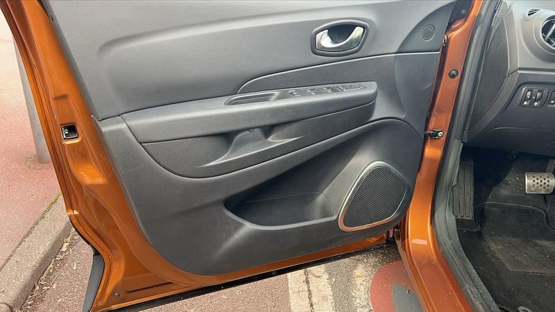 Renault Captur 1.2 Tce 118 Edc6 Intens