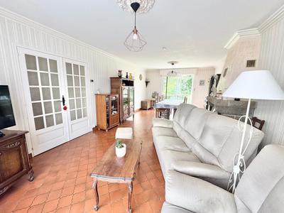 Maison - 125 m² - 7 pièces