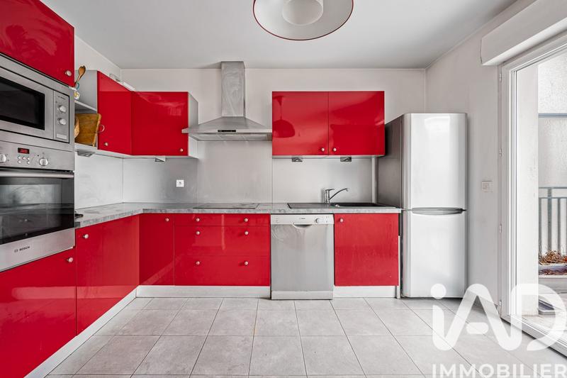 Appartement - 90 m² - 4 pièces