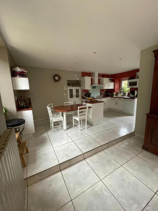 Maison - 200 m² - 8 pièces