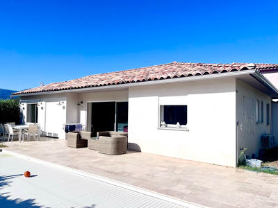 Villa - 86 m² - 4 pièces