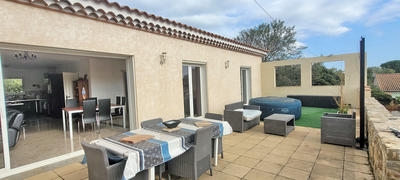 Villa - 140 m² - 4 pièces