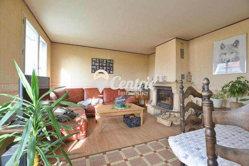 Maison - 90 m² - 4 pièces