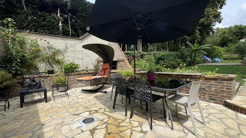 Maison - 110 m² - 4 pièces