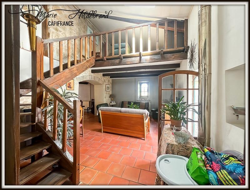 Maison - 188 m² - 7 pièces