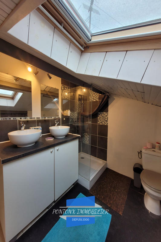 Maison - 121 m² - 6 pièces