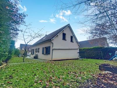 Maison - 107 m² - 7 pièces