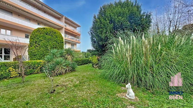 Appartement - 77 m² - 4 pièces