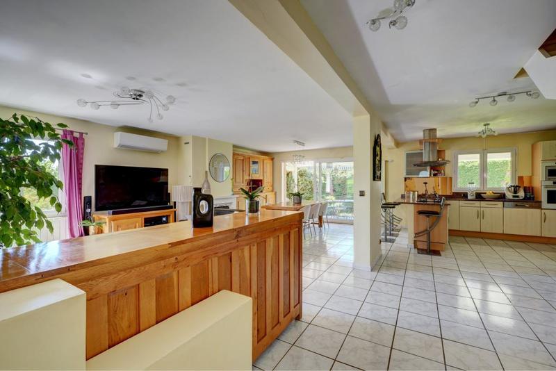 Maison - 190 m² - 7 pièces