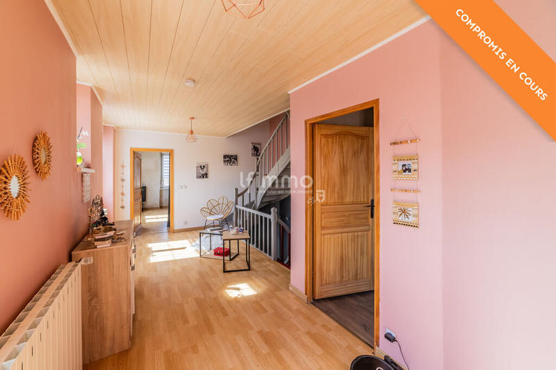 Maison - 104 m² - 4 pièces