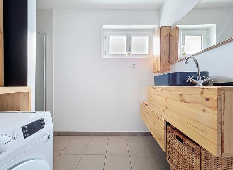 Maison - 97 m² - 3 pièces