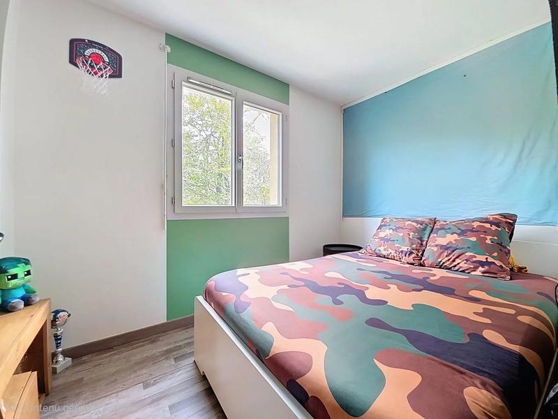 Maison - 90 m² - 4 pièces