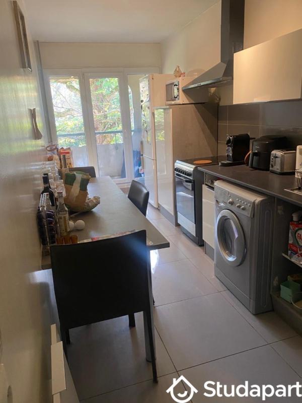 Chambre - 12 m² - 1 pièce