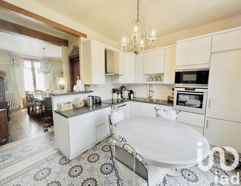 Maison - 127 m² - 7 pièces