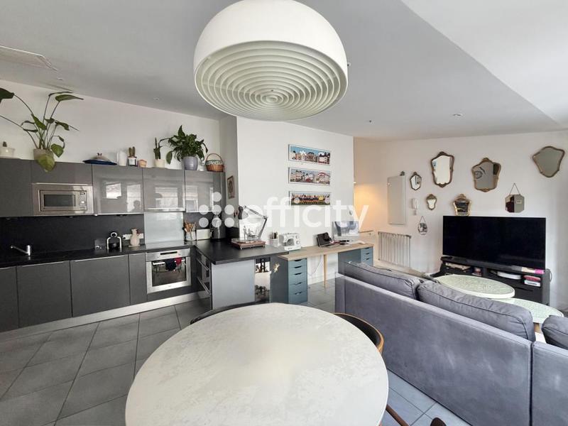 Appartement - 62 m² - 3 pièces