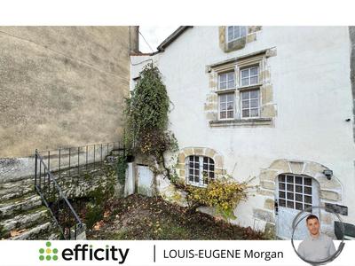 Maison - 200 m² - 10 pièces