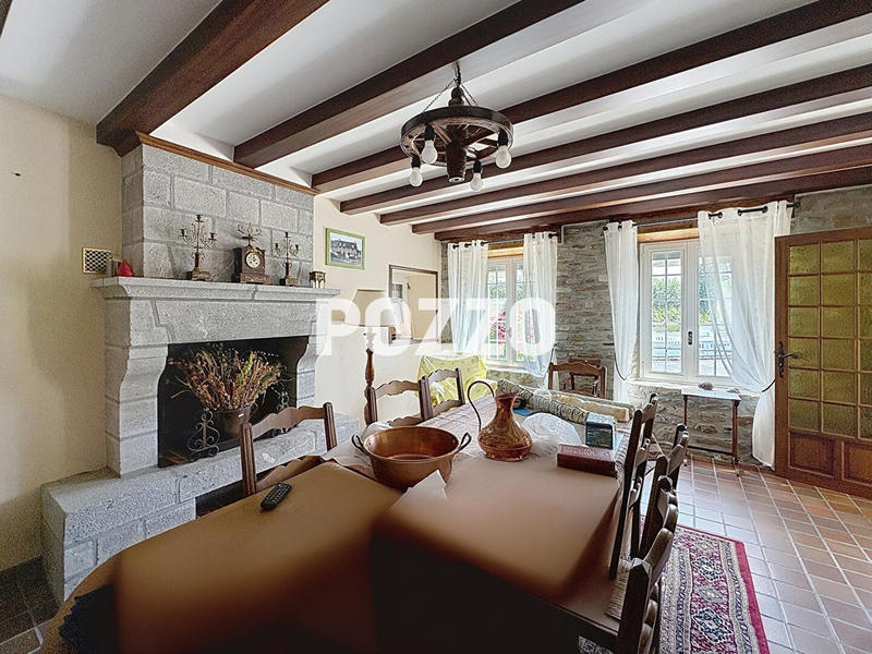 Maison - 150 m² - 7 pièces