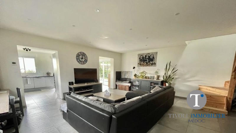 Maison traditionnelle - 131 m² - 5 pièces