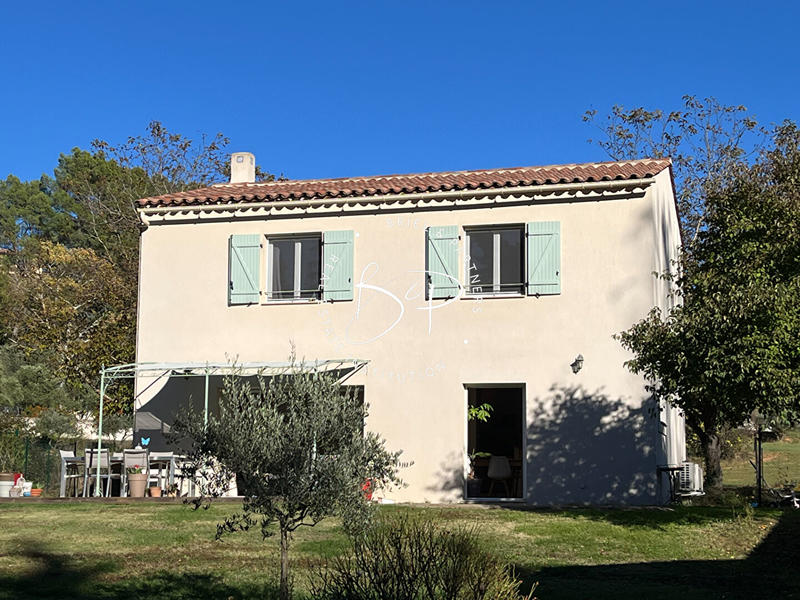 Maison - 114 m² - 5 pièces