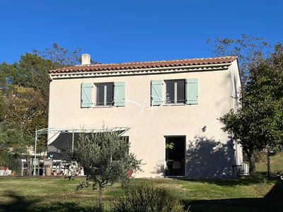 Maison - 114 m² - 5 pièces