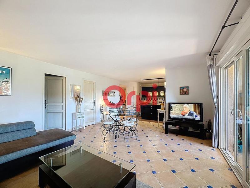 Appartement - 70 m² - 4 pièces