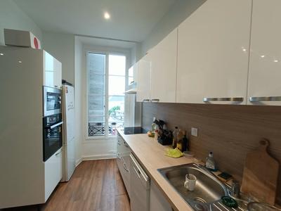 Chambre - 147 m² - 2 pièces