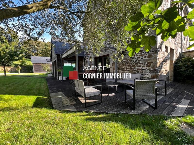 Maison de ville - 181 m² - 6 pièces