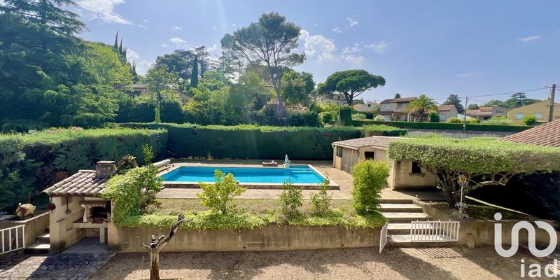 Maison - 192 m² - 6 pièces